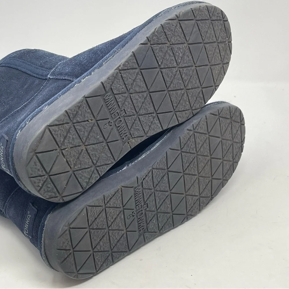 Minnetonka Olympia Boots Womens 6 Blue Suede Ankle Sheepskin Wool Lined Winter